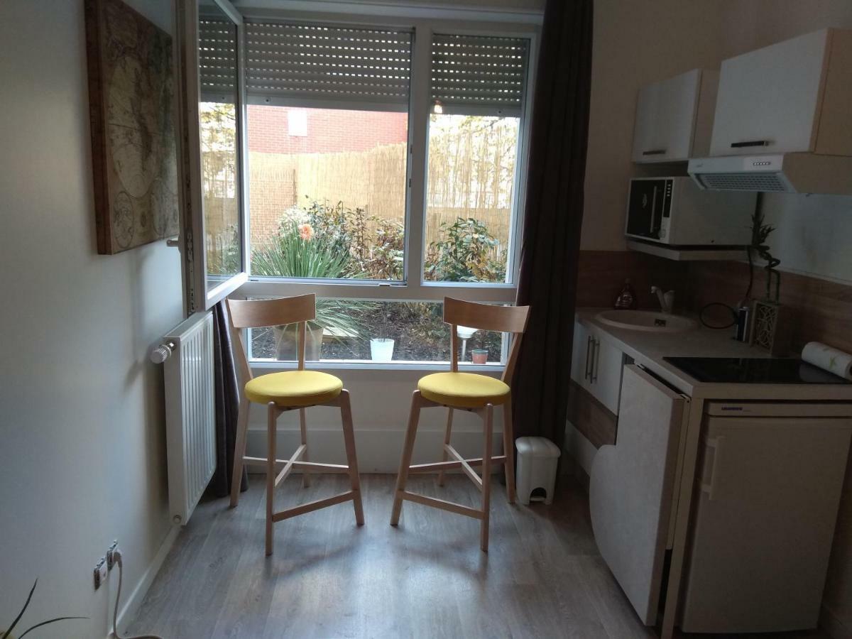 Chic Studio Near Paris Apartment Saint-Denis  Exterior photo