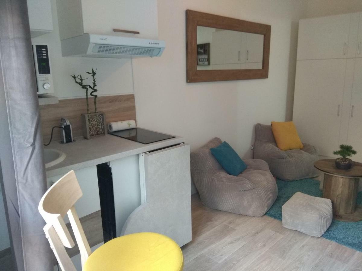 Chic Studio Near Paris Apartment Saint-Denis  Exterior photo