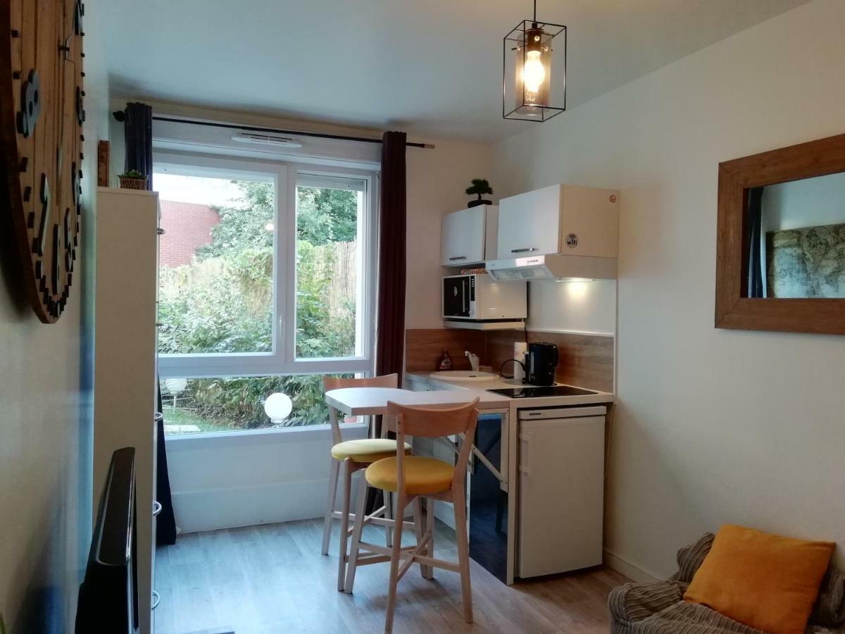 Chic Studio Near Paris Apartment Saint-Denis  Exterior photo